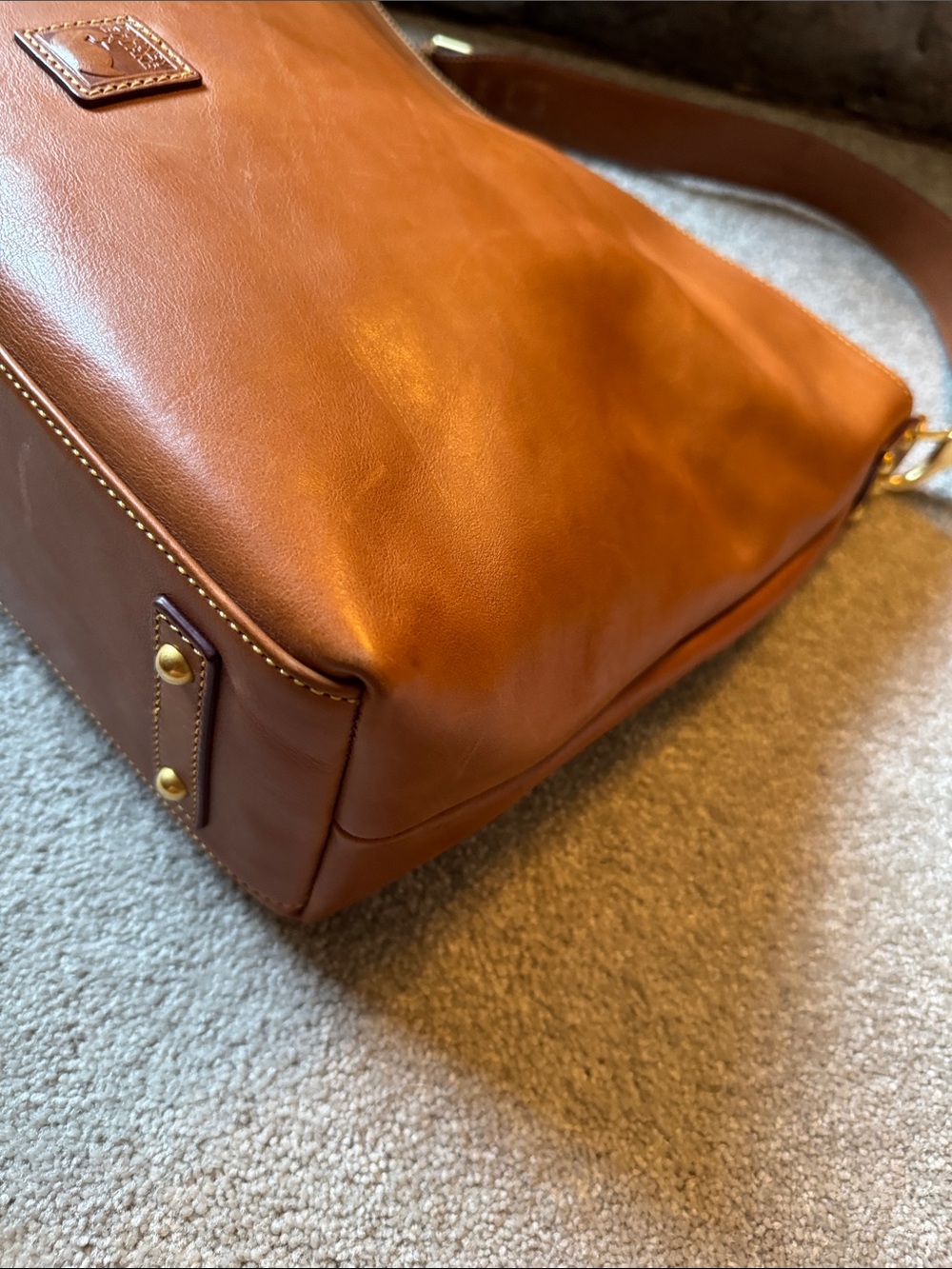 Dooney & Bourke Florentine Extra Large Courtney Sac in Natural - Picture 11 of 15